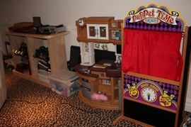Children's Toy Kitchen and Puppet Theatre