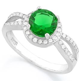 Emerald halo set ring sz 7