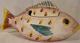 Fish tureen