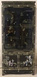 Chinoiserie cabinet