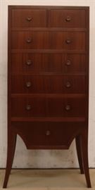 Polidor lingerie chest