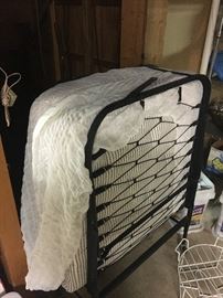 Foldaway Twin Bed!