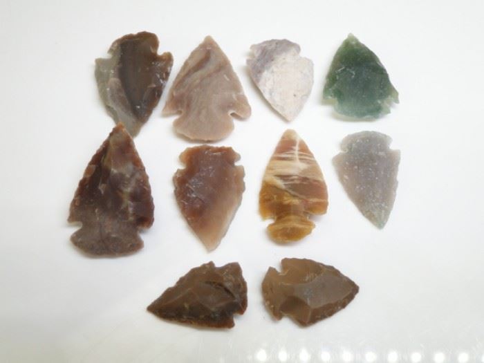 10 Small Indian Arrowheads  Various Stones