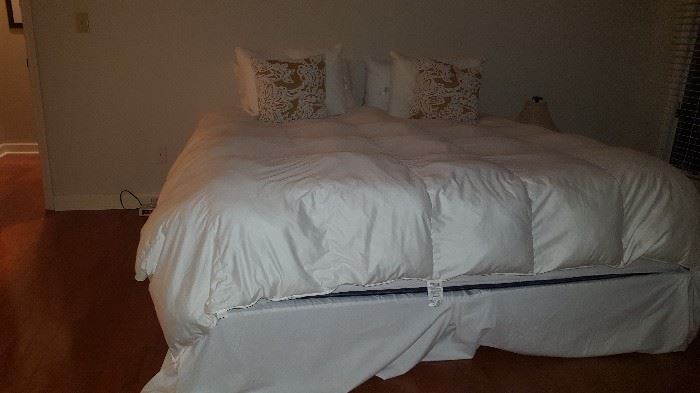 King Size Bed w/ Ralph Lauren Comforter