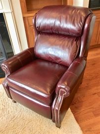Leather recliner (electric!)