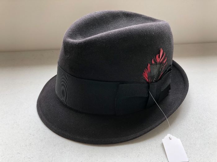 Vintage men’s Dobbs bowler hat