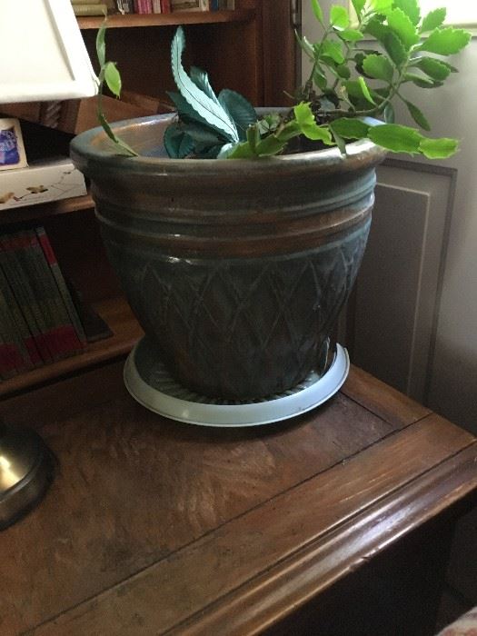 A wonderful ceramic planter