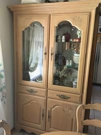 A better look at the china cabinet -- excellent condition.