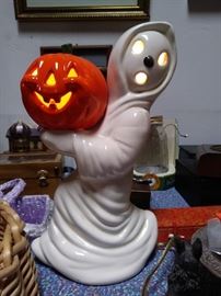 Vintage Halloween lamp.