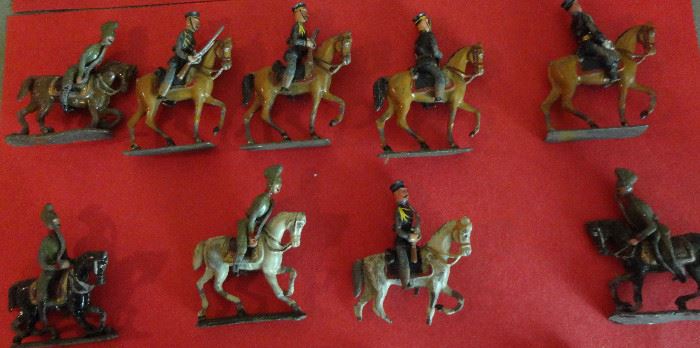 Part of large collection of lead soldiers