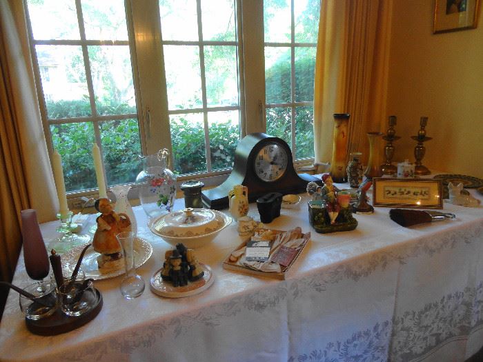 Assorted antique and vintage items