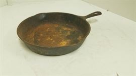 Wagner 1058E Cast Iron Pan