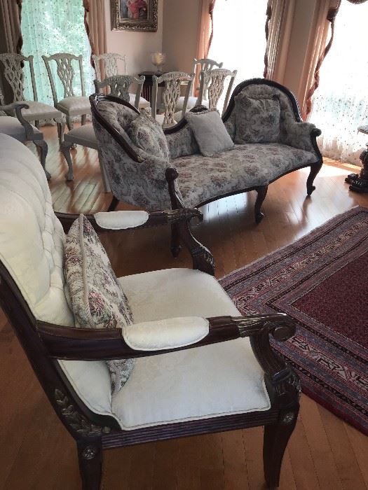 VICTORIAN STYLE SOFAS AND CHAIRS.