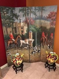 HAND-PAINTED HUNTING SCENE ROOM DIVIDER / SCREEN