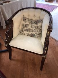 VICTORIAN CLUB CHAIR
