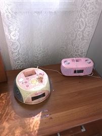 HELLO KITTY CLOCKS