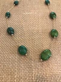 14K GOLD NATURAL GREEN EMERALD NECKLACE 