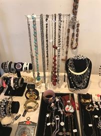 COSTUME JEWELRY 