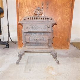 Phillips & Buttorff #70 antique salesman sample mini stove