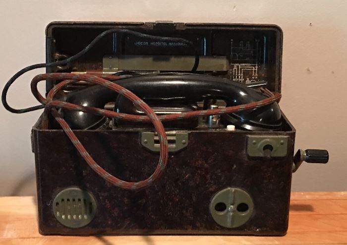 WWII Wind-Up Phone (Czech)
