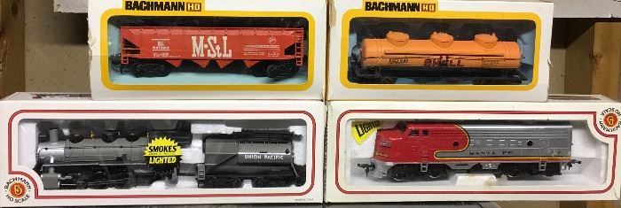 Bachmann (Shell Oil) HD, Union Pacific (Smokes) & Santa Fe Train Cars