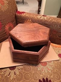Cool wood box with lid