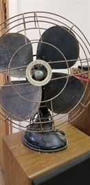 Vintage Robbins & Myers fan. Needs new plug and cord. Circa 1930's