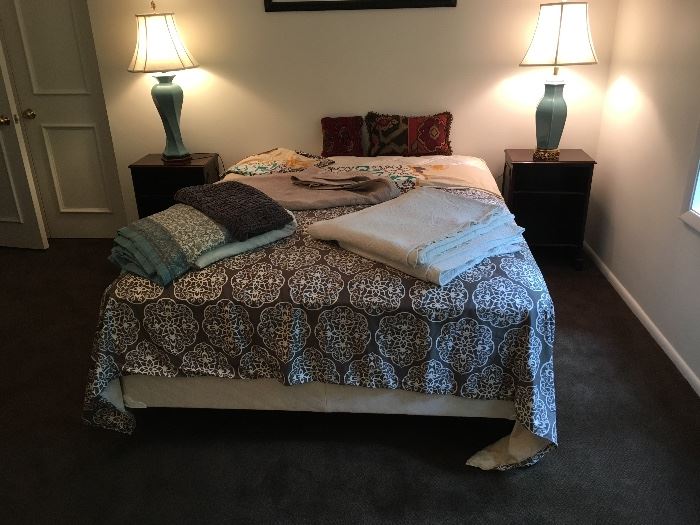 Queen Size Bed (NEW), Pair of COUNCIL Nightstands & Lamps. 