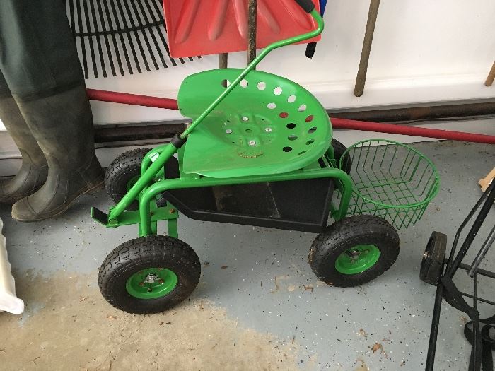 Lawn/Garden Buddy Cart