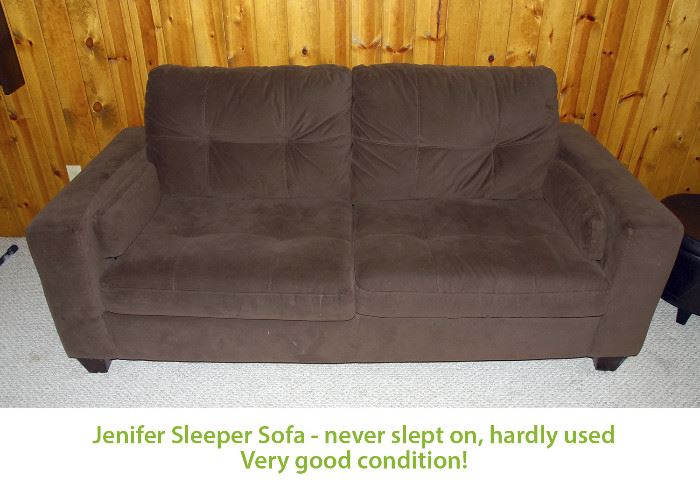 MicroFiber Jenifer Sleeper Sofa - Full Size - Never slept on