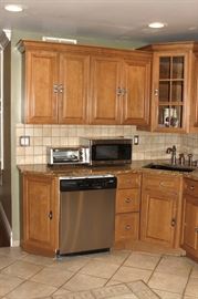 Complete Maple Kitchen Cabinet Set with Granite Counter Tops and 30"  Kitchenaid Cooktop (Gas) and Kitchenaid Electric Oven (both Stainless)