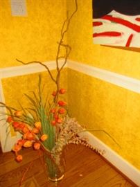 Dried flower arrangement