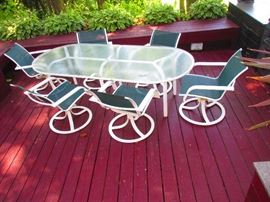 Vintage Iron Garden Table and Chairs