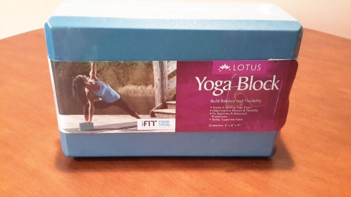 Lotus Yoga Block, new.