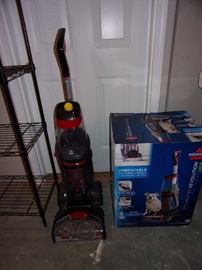 Bissell Revolution, Pet vacuum with box. Very clean.