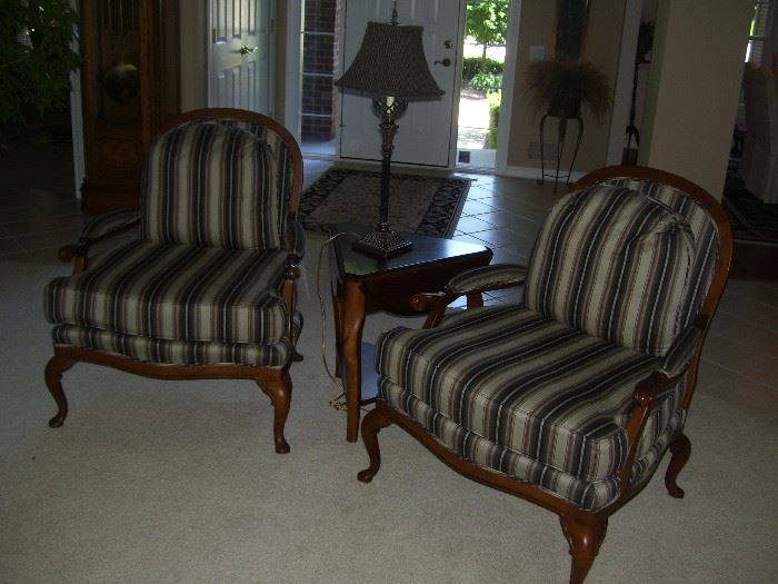 Stylish and quality in these  Pennsylvania House armchairs with accent table and lamp.