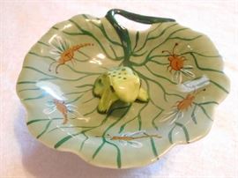 PEINT MAIN FROG ON LILYPAD BOX