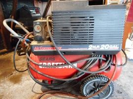 AIR COMPRESSOR