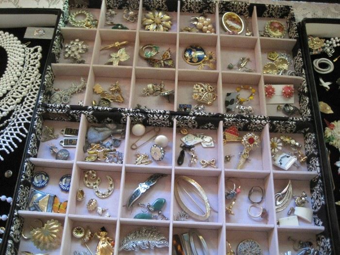 earrings & pins costume jewelry