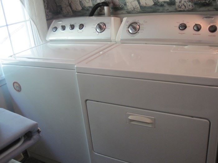 Whirlpool washer & electric dryer