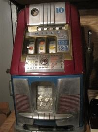 Mills slot machine