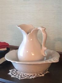 Vintage bowl/pitcher set