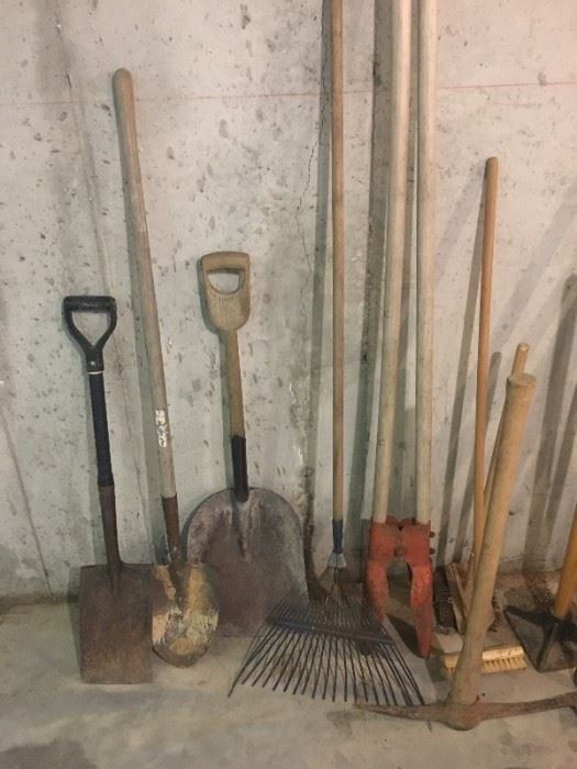 Entire lot of tools