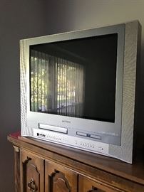 Combo Vhs and dvd player!