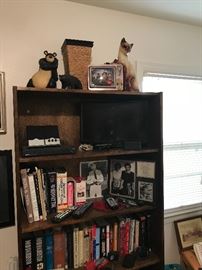 Tv lamp on top along with other small collectibles!