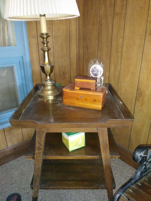 Antique tier table