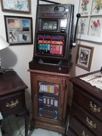 25 cent Old Reno '49 slot machine