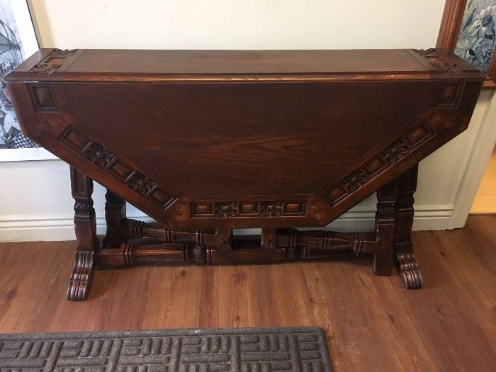 HV. Vintage Jacobean Style Dropleaf Table.