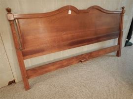 HEADBOARD