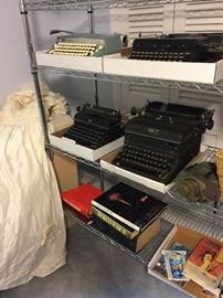 Typewriters, books
